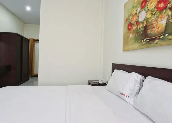 Pensión Reddoorz At Benesari 2 Legian 2*