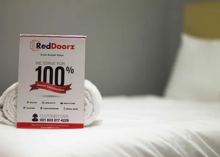 Pensión Reddoorz At Benesari 2 Legian