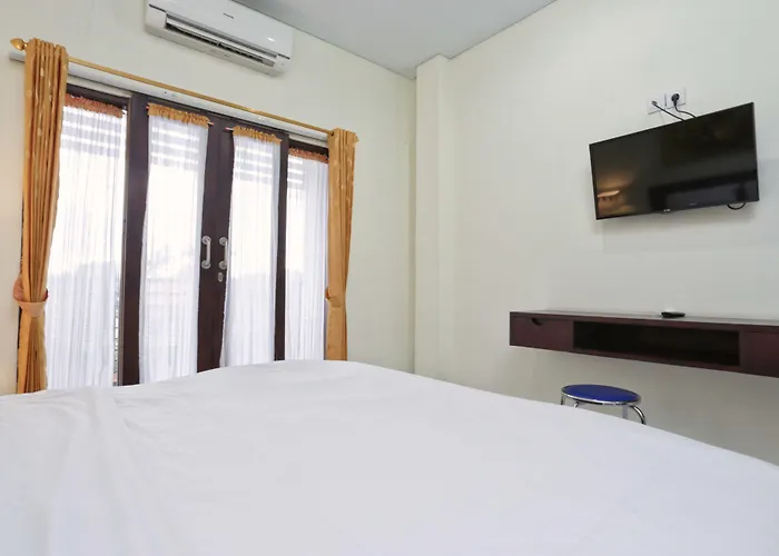 Pensión Reddoorz At Benesari 2 Legian Kuta Lombok